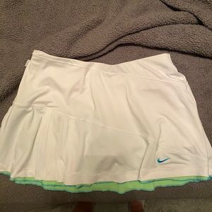 Nike tennis skort